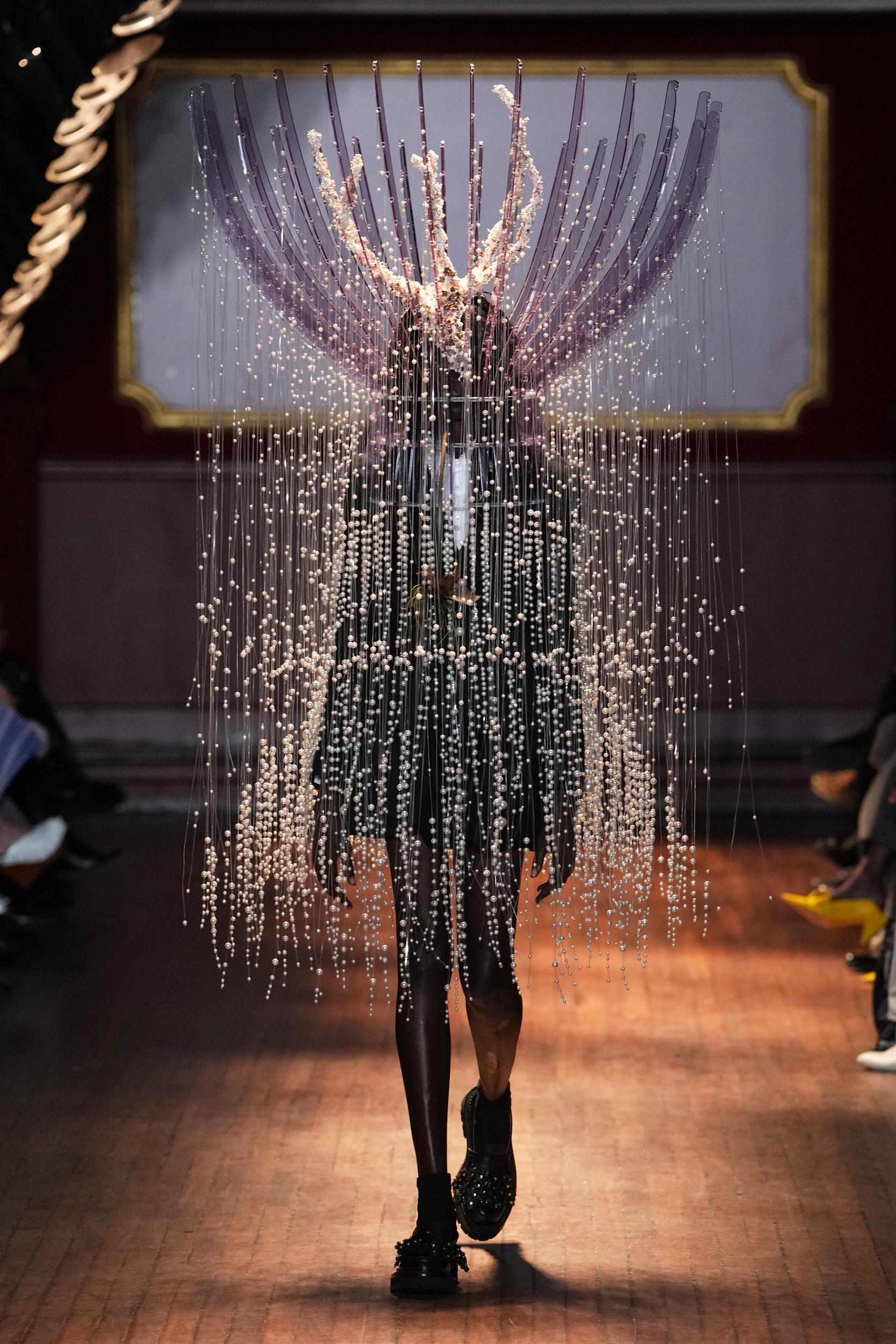 Défilé - Noir Kei Ninomiya - Prêt à porter Printemps-Eté 2027